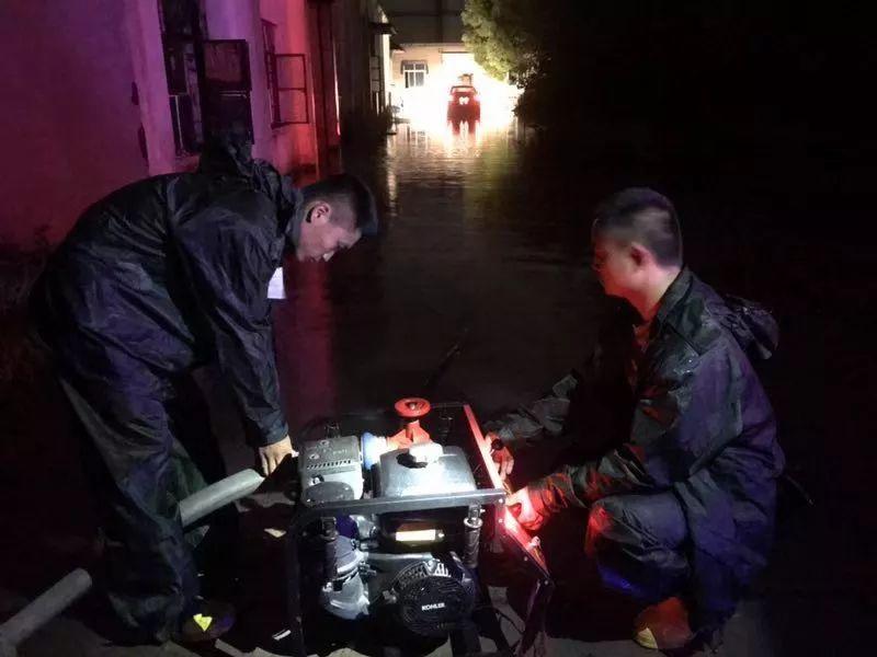 8号台风最新现场消息，风雨中的守护与应对