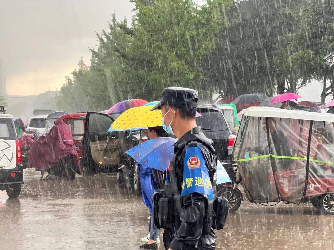 云南曲靖暴雨最新预警，防汛备战，守护家园