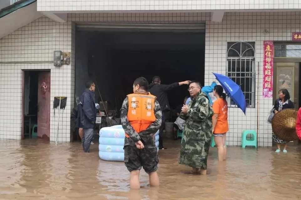 犍为洪水最新消息，风雨中的坚守与救援